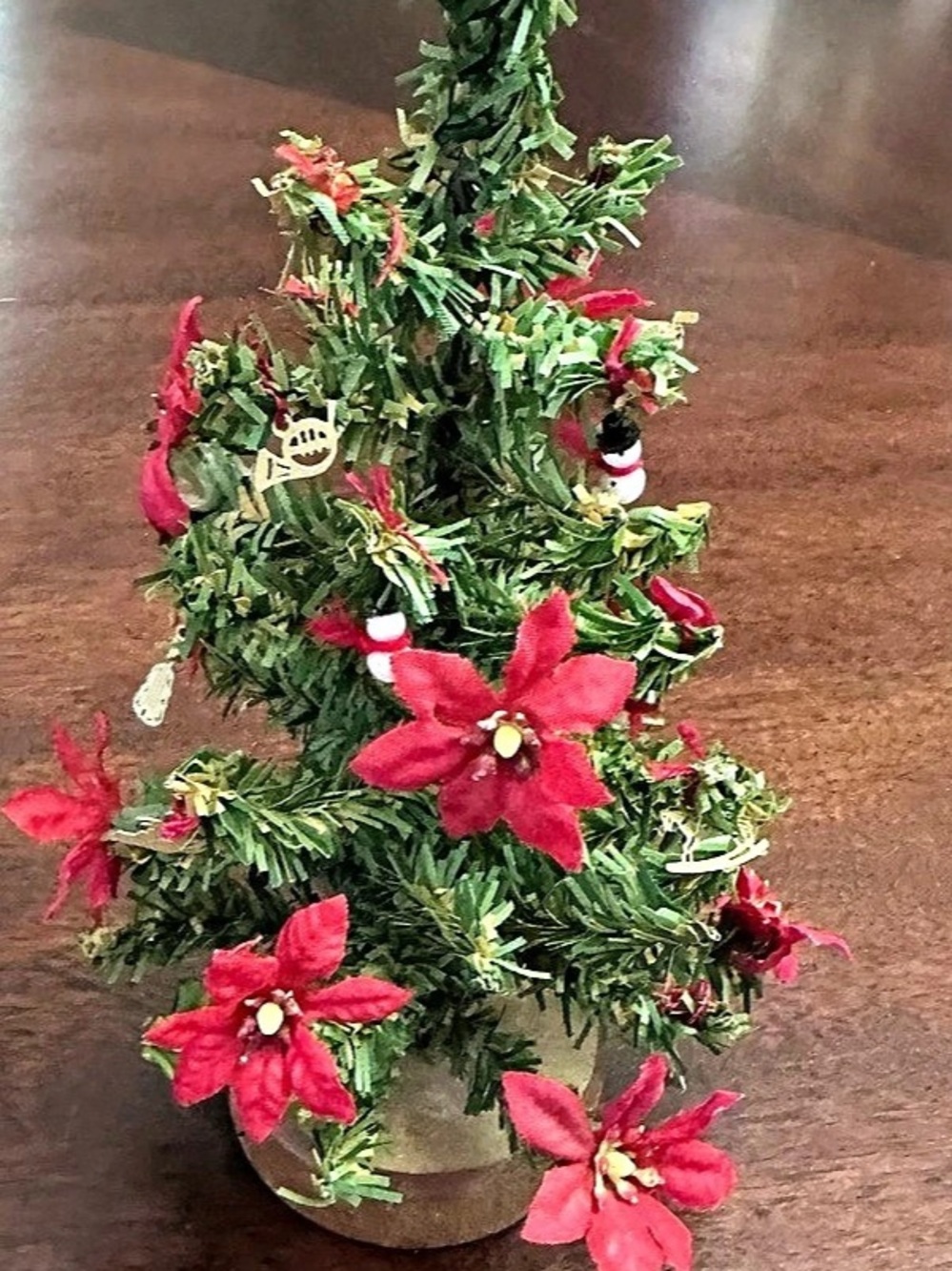 Vtg  Dept 56 Miniature Poinsettia Christmas Tree Wooden Base Village Dollhouse